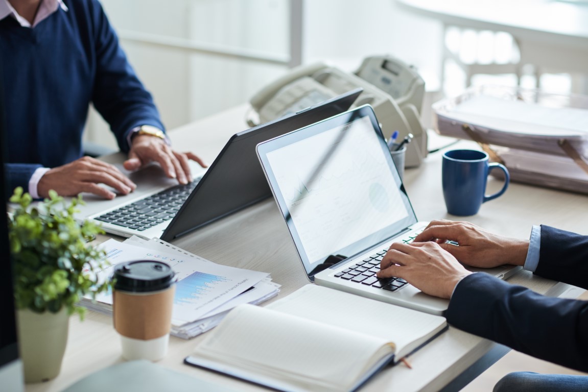 business-people-working-common-desk